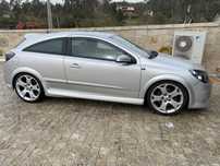 Opel Astra H GTC OPC