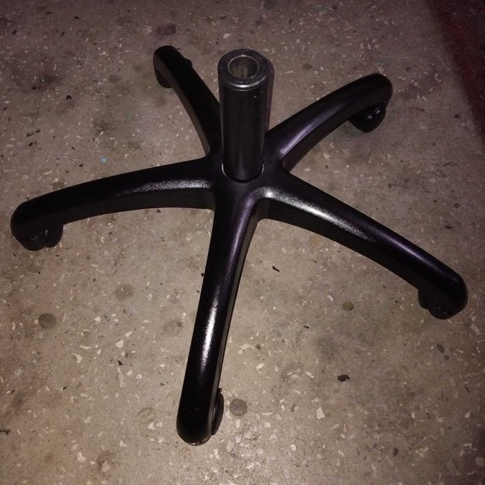 Хрестовина з колесами офісного крісла