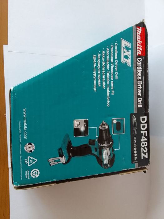Акумуляторна дриль-шуруповерт Makita DDF482Z