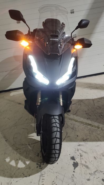 Honda ADV 350 rigorosamente nova