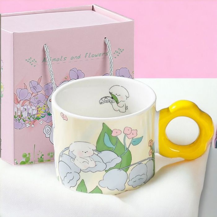 kwiatowy kubek z łyżeczką 280 ml + pudełko na prezent kb01zo