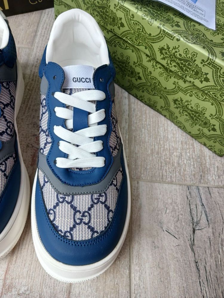 Кросівки Gucci 24см в начвності