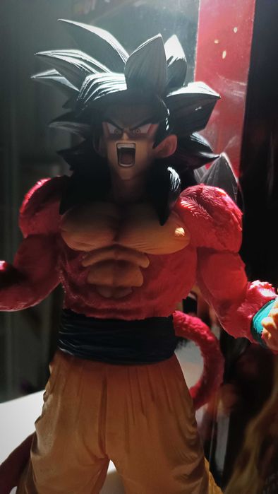 Figura Banpresto Dragon Ball GT Goku Super Saiyan 4 original SMSP