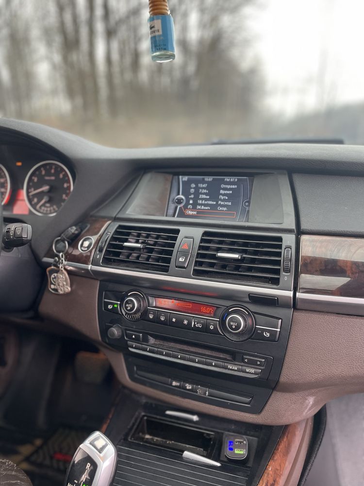 Продам BMW X5 3.0 газ/бензин