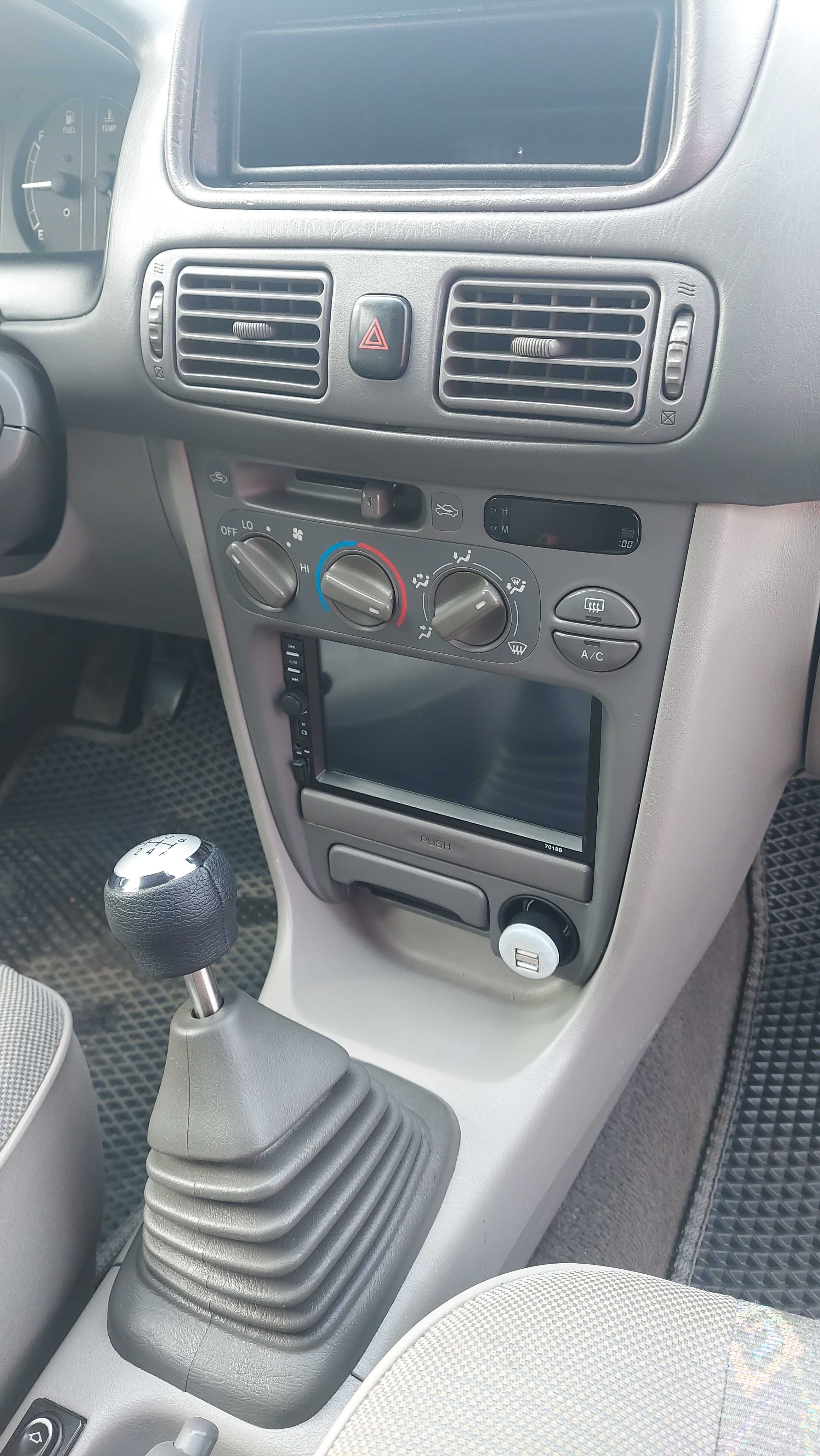 Toyota Corolla 1998