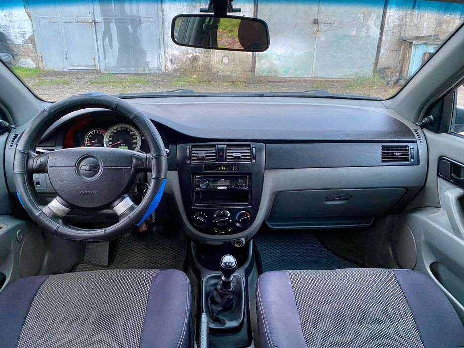 Продам Chevrolet Lacetti SE