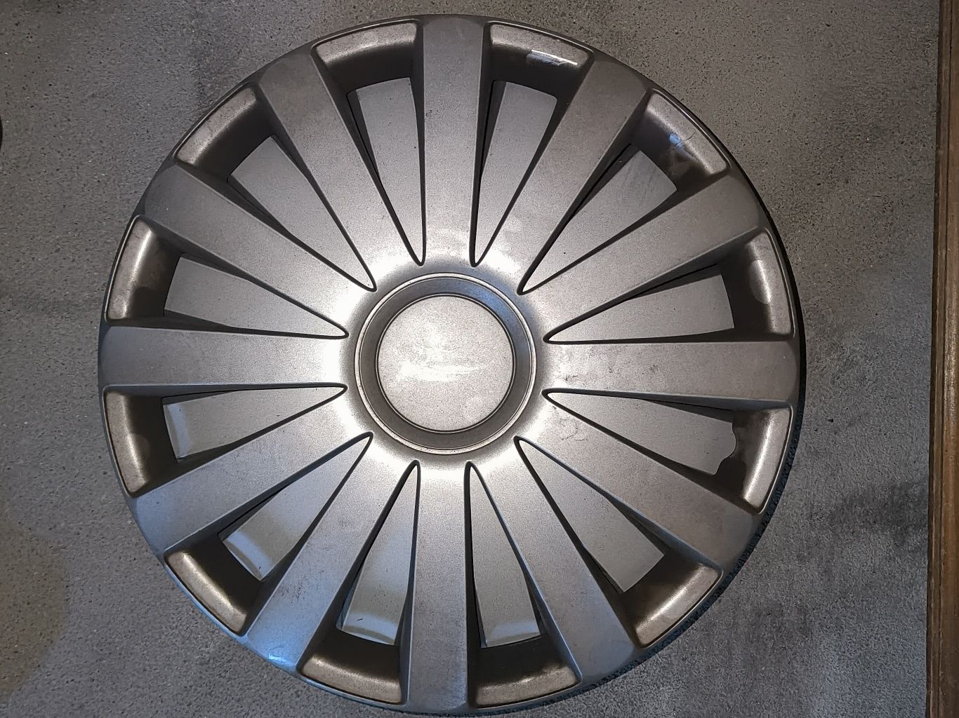 Jantes com pneus 185/60 R14