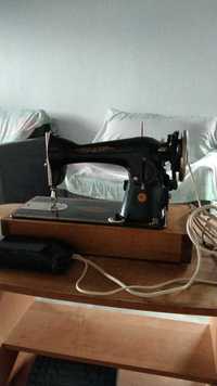 Швейная машинка электрическая настольная