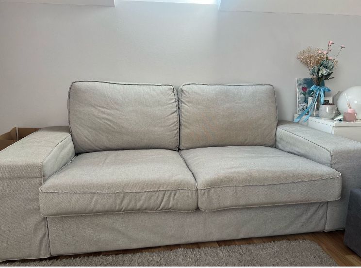 Sofa KIVIK (Ikea)