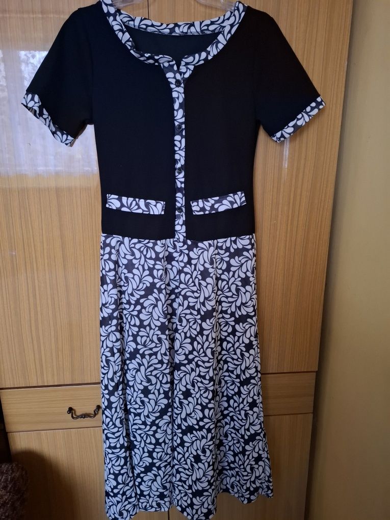 Sukienka rozmiar XL