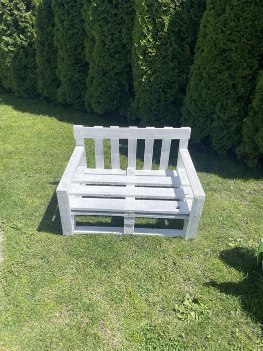 Ławka mala drewniana z palet