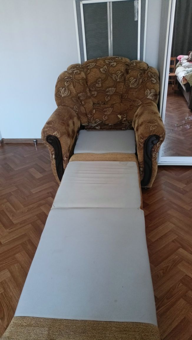 Раскладное кресло.