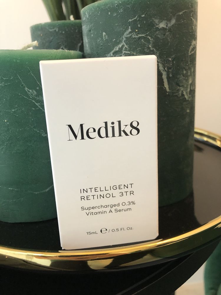 Kosmetyki medik8 intelligent retinol 3tr serum