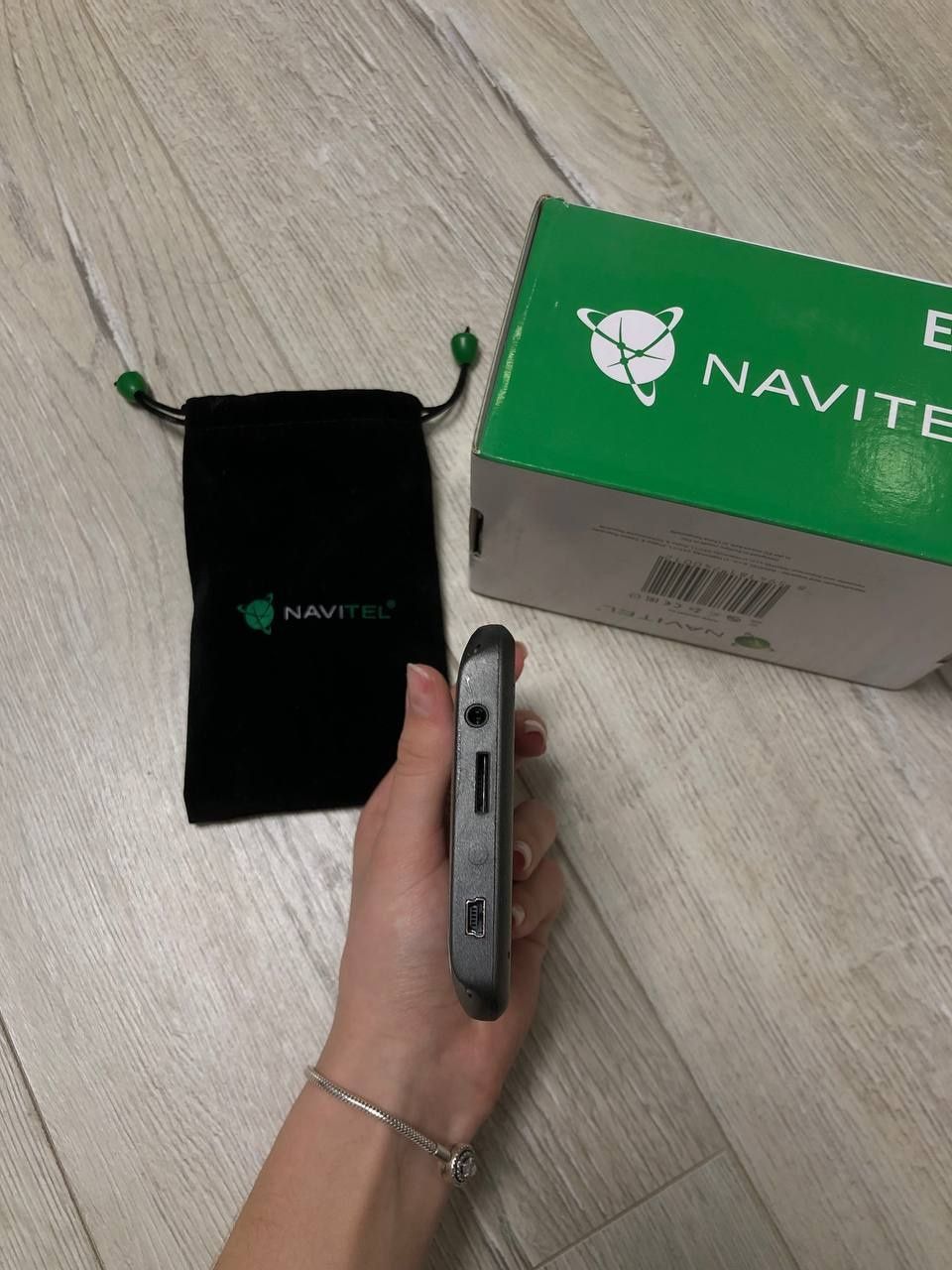 Навігатор Navitel E500