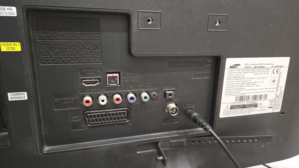 LED-телевізор Samsung UE22F5000AKXUA + DVB-T2 PCMCIA Card