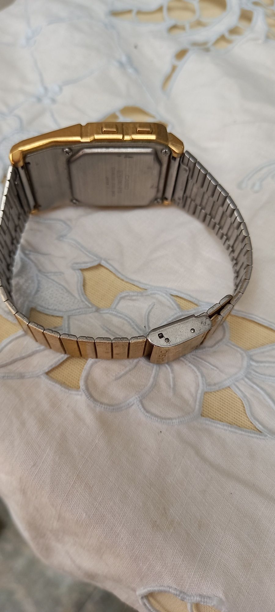 Casio vintage com calculadora