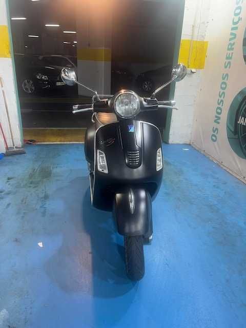 VESPA GTS 125 Supersport