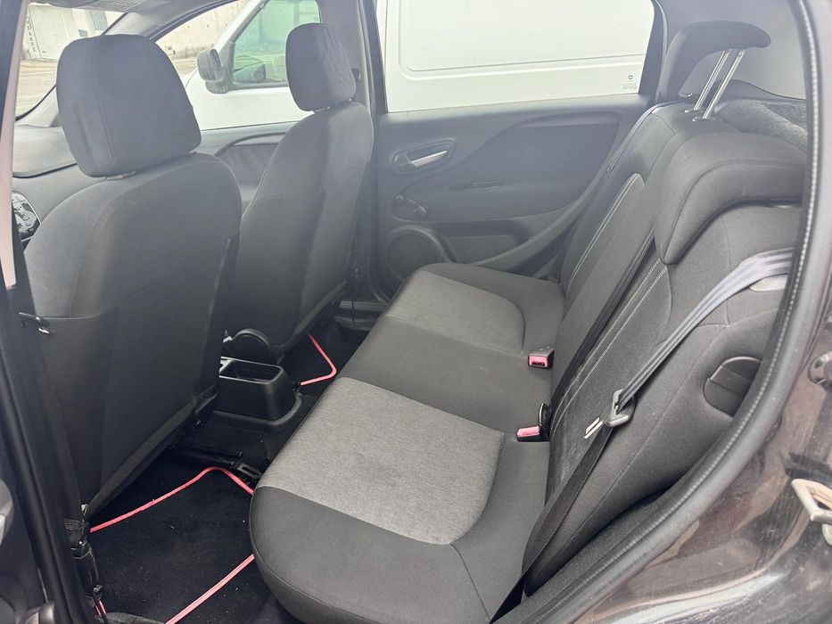 Fiat punto 1.2 lounge