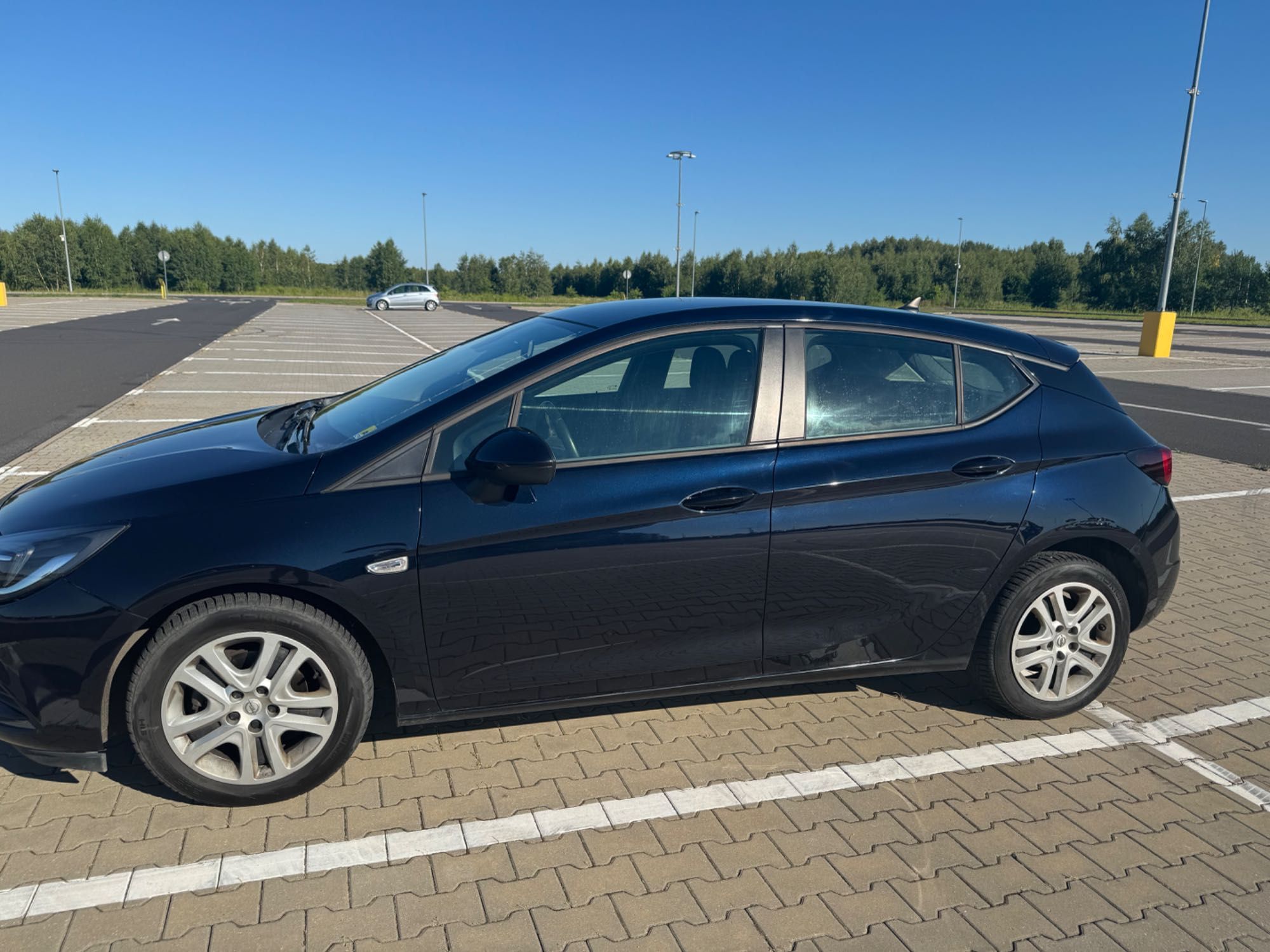 Opel Astra K 1.6 Moon Phase