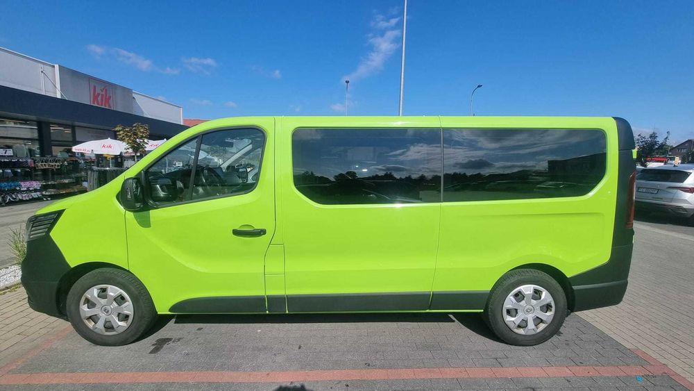 Bus 9-osobowy Renault Trafic wynajem