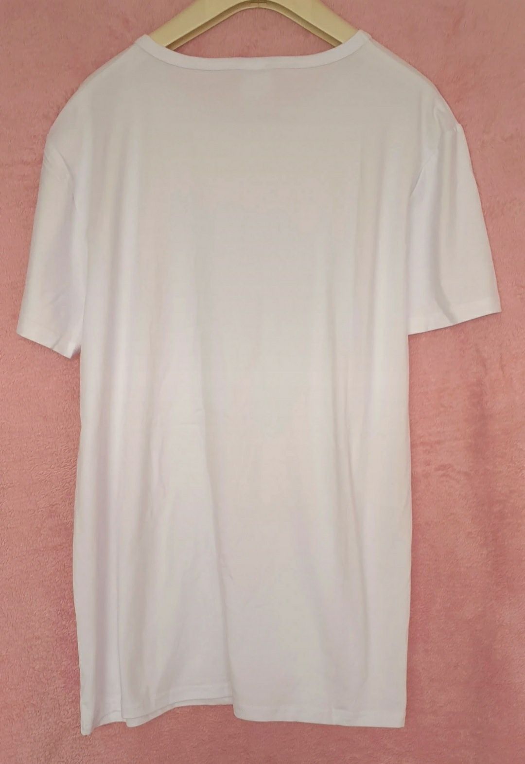 Biały T-shirt z kotem