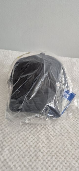 Adidas czapka z daszkiem M/L unisex oryginał metki folia.