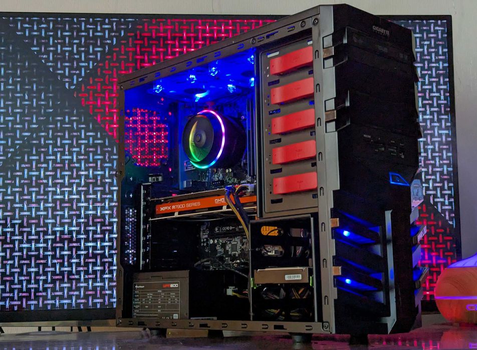 Ігровий ПК intel core i5-7600\16gb ddr4\R9 3gb gddr5\128gb m2+ 1TB HDD