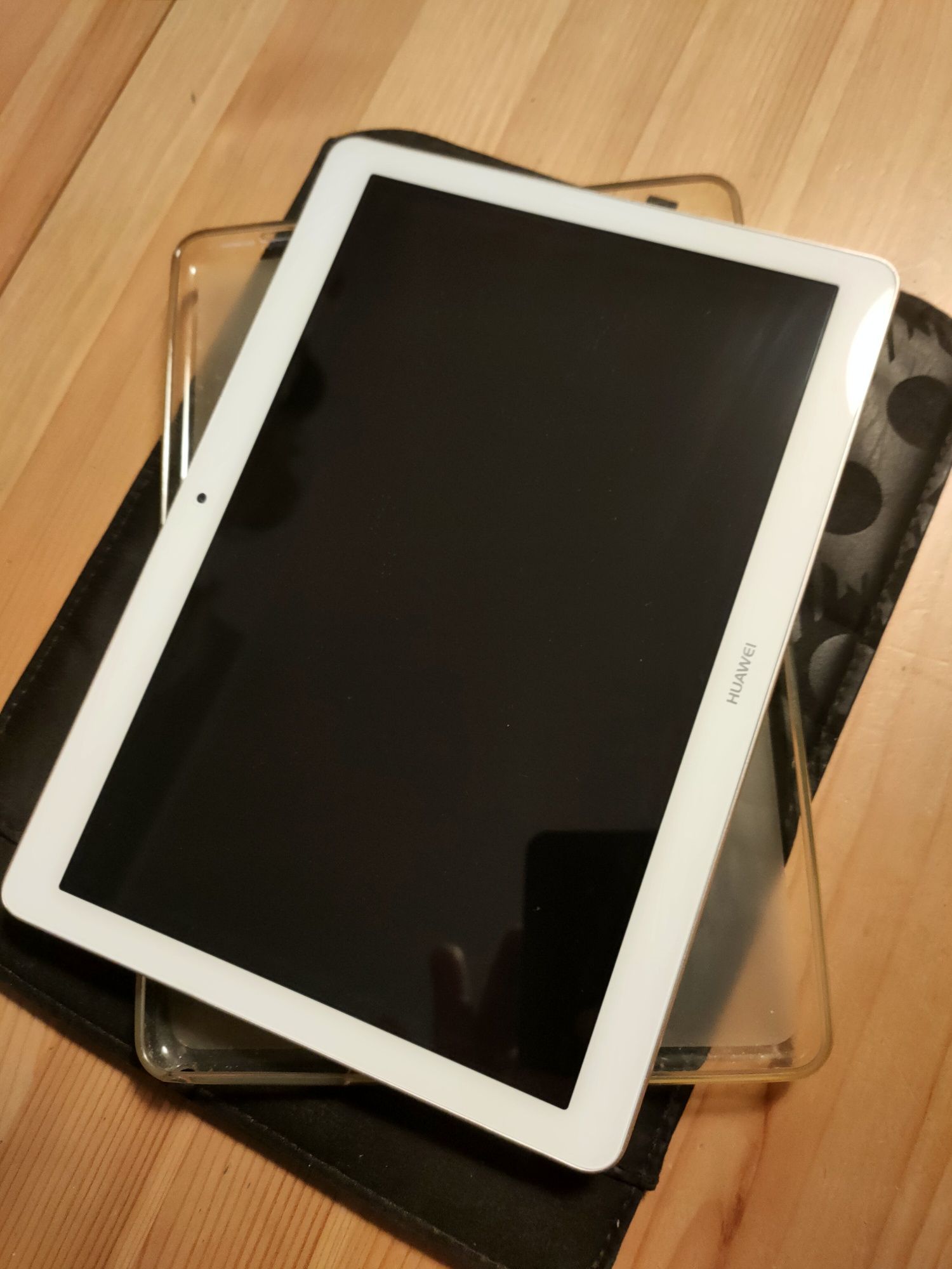 Tablet Huawei MediaPad T3 10cali pokrowiec wsuwka guma plus szklo