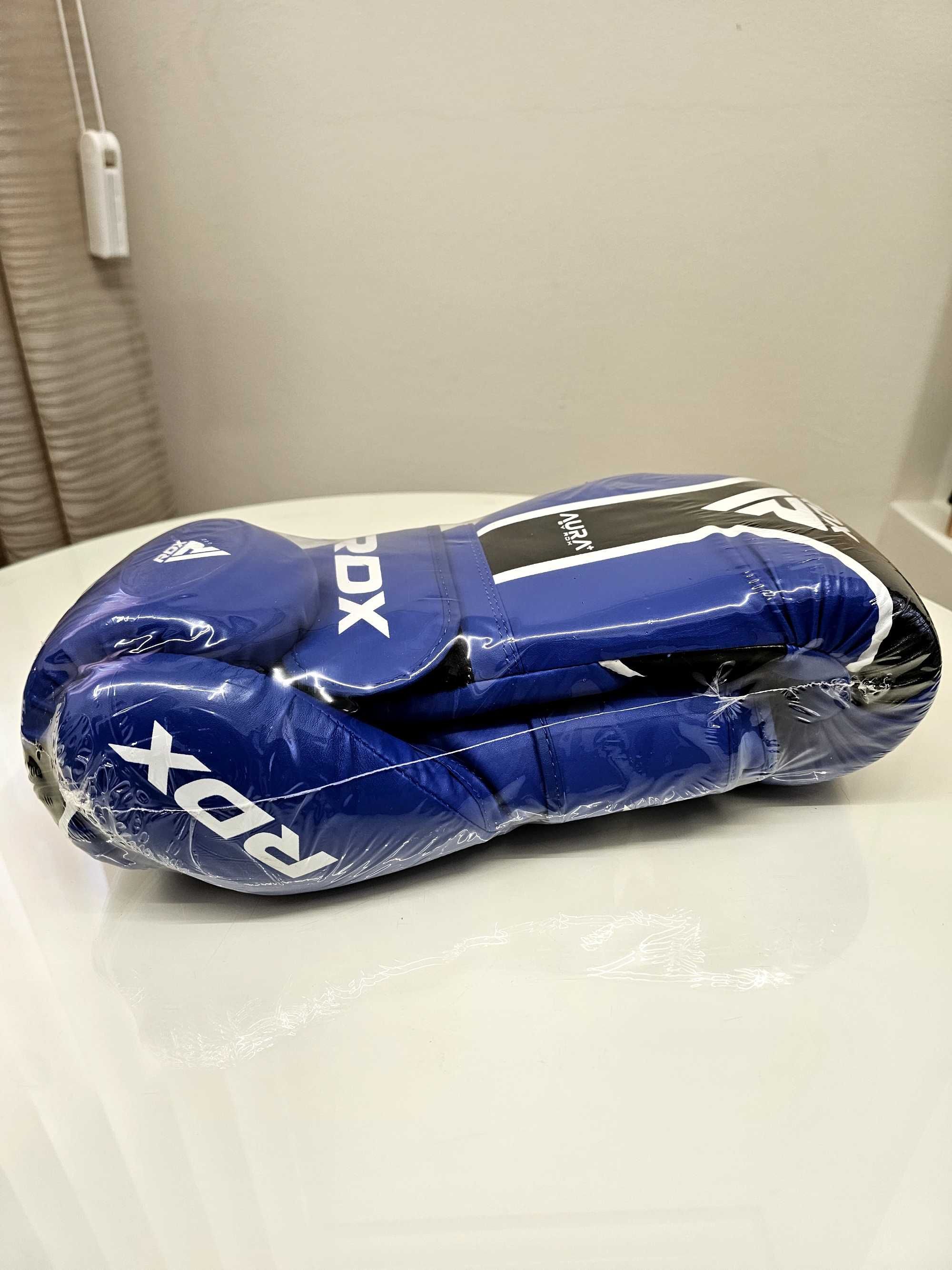 Luvas de boxe RDX Sports Aura Plus T-17