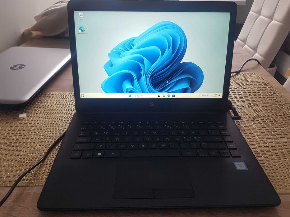 Hp 14 Intel i3 8gen