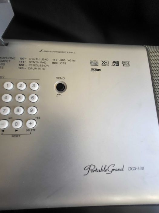 Na sprzedaż piano yamaha DGX 530 futerał, nakładka p. kurzowa, pedał