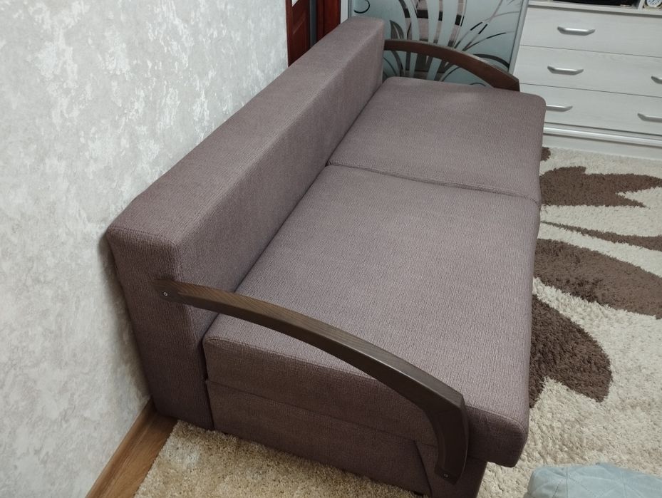 Диван "Отава" в гарному стані.