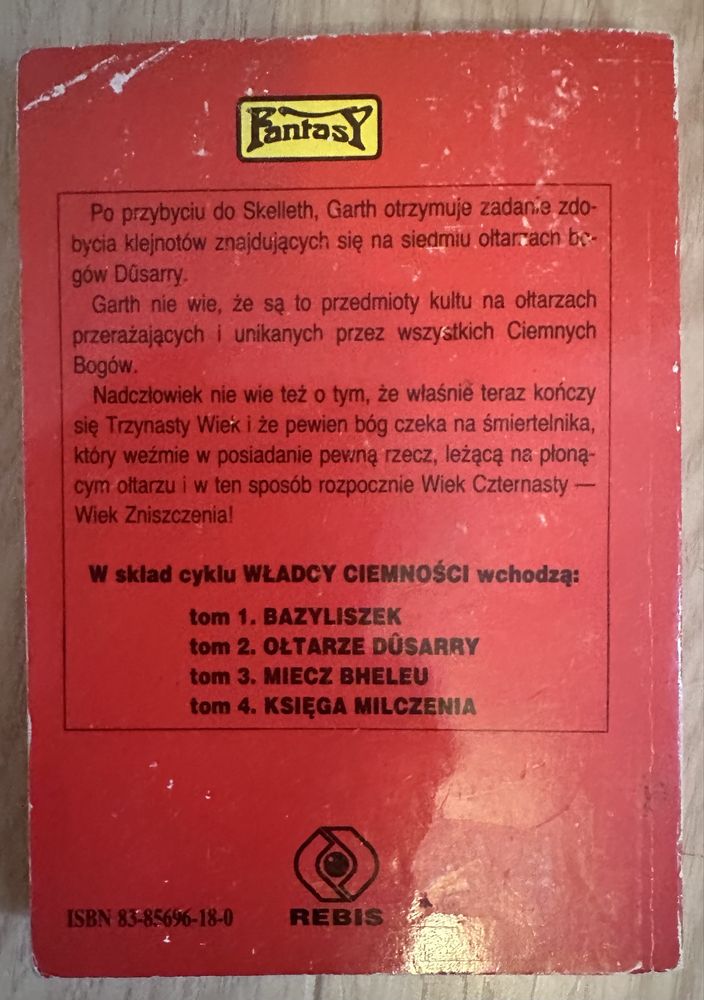 Ołtarze Dussary. Lawrence Watt - Evans