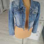 Jeansowa krótka katana bluza kurtka S 36 z ćwiekami
