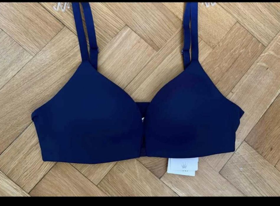 Biustonosz Triumph flex Smart 01