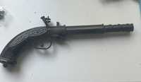 Пистолет 18 века сувенирный