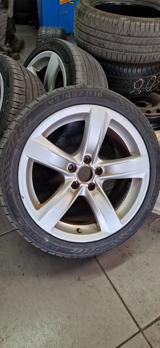 Vendo jantes de Audi A5 original 18 sem  pneus em bom estado