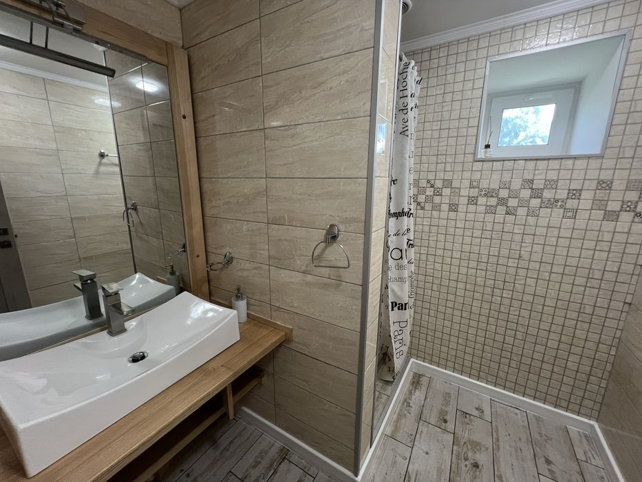 Продаж будинку, Ліщин