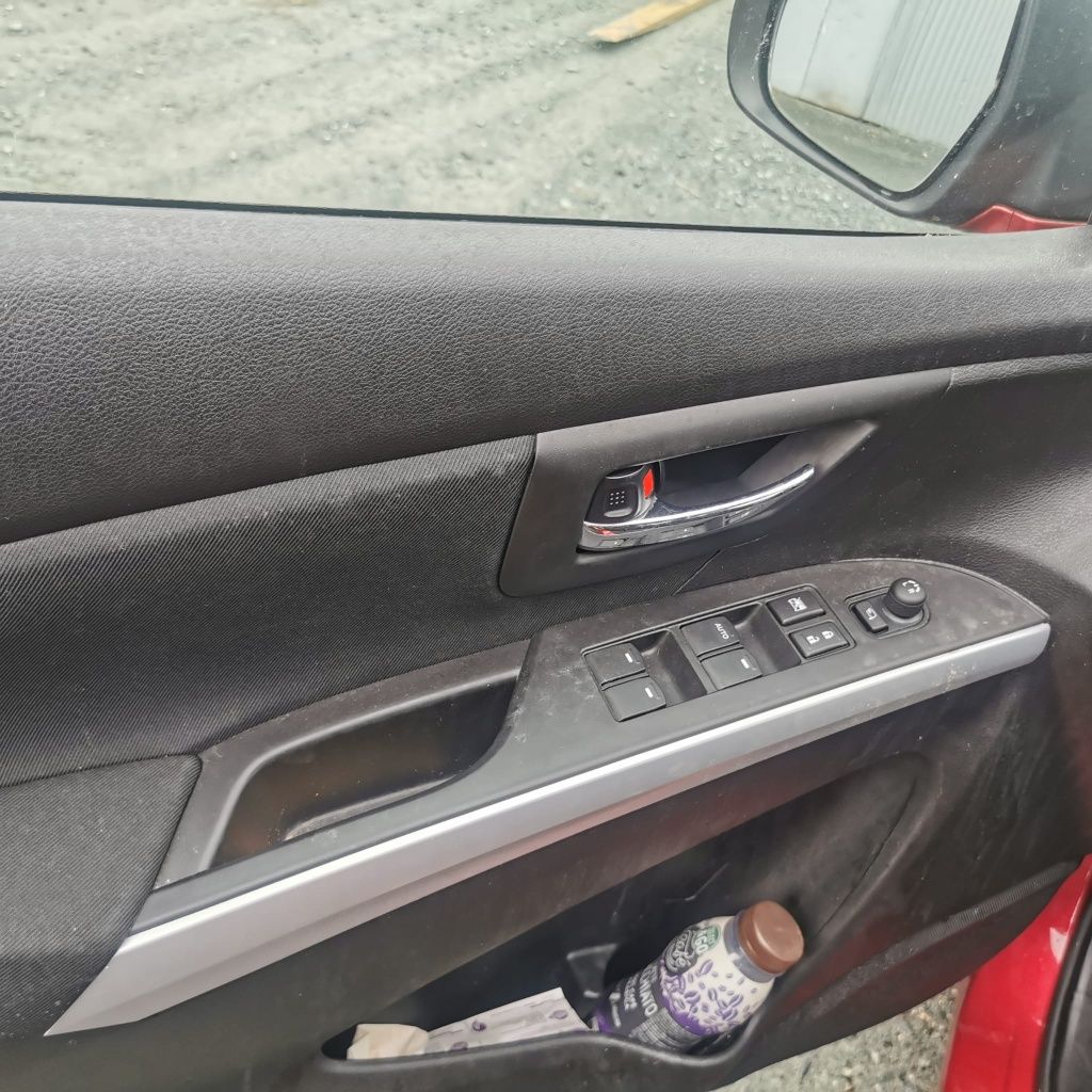 Suzuki SX4 S-Cross wszystkie części kolor ZQ5 C13