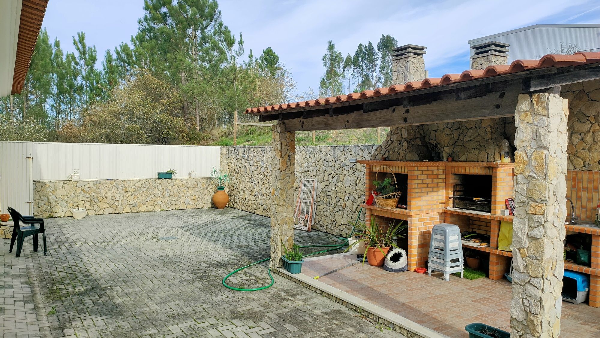 Moradia T3 com garagem para 3 carros