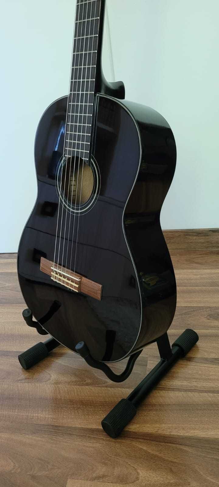 Gitara Yamaha C40