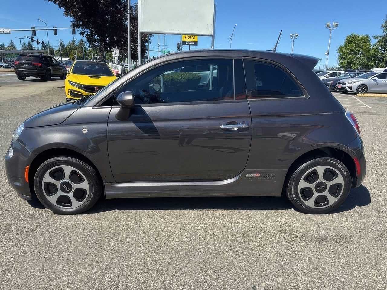2017 FIAT    500e