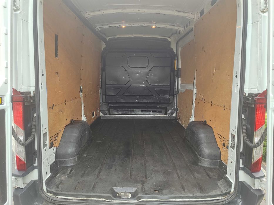 FORD TRANSIT Auto po wymianie rozrządu  2018 r