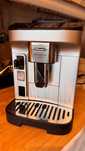 Máquina de Café Automática DELONGHI Magnifica Evo
