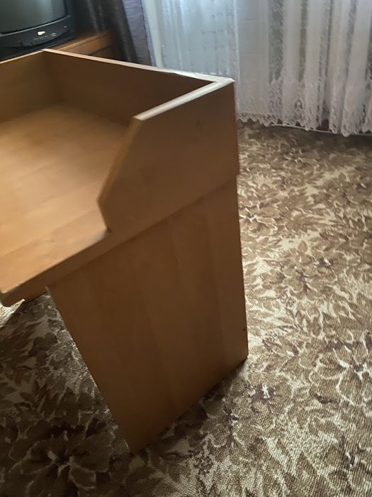 Продам дитячий столик