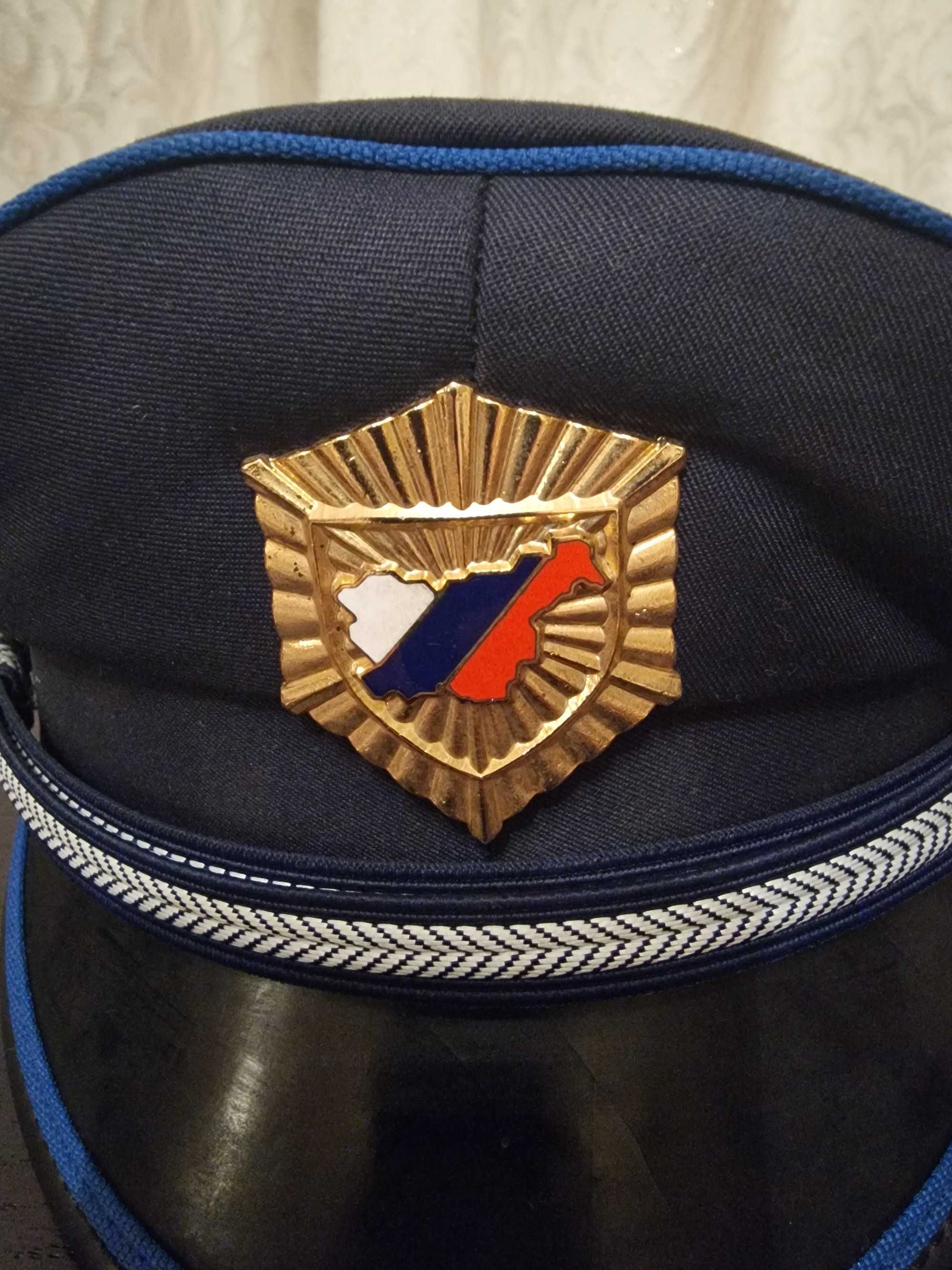 Czapka policja Słowenia, rozm. 57, dobry stan