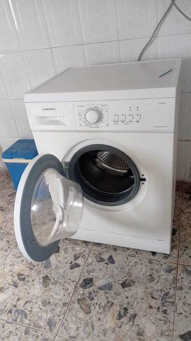 Máquina de lavar a ropa