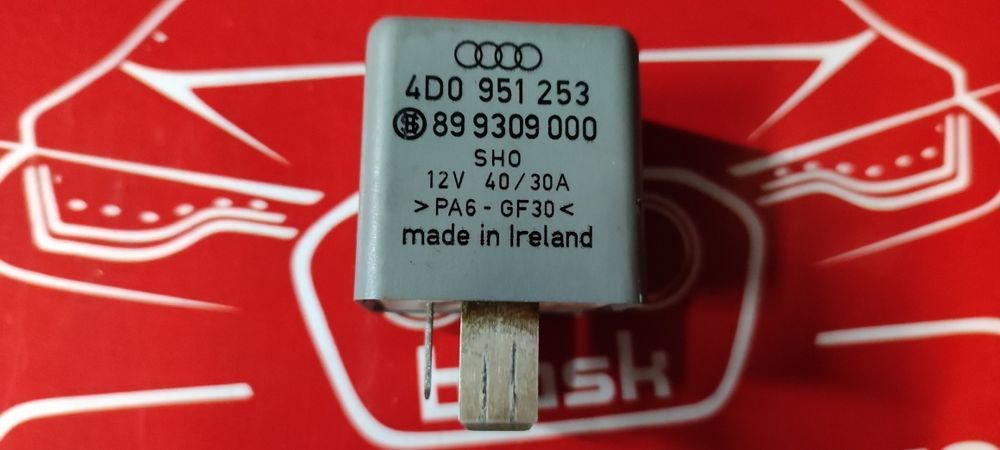 Audi A6 C5 2.8 B Quattro Orginalny Przekaźnik Pompy Paliwa 372