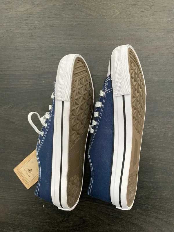 Trampki nowe rozmiar 38 Canvas