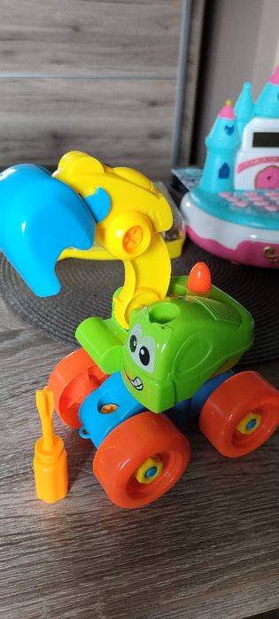 Mała koparka do rozkręcania